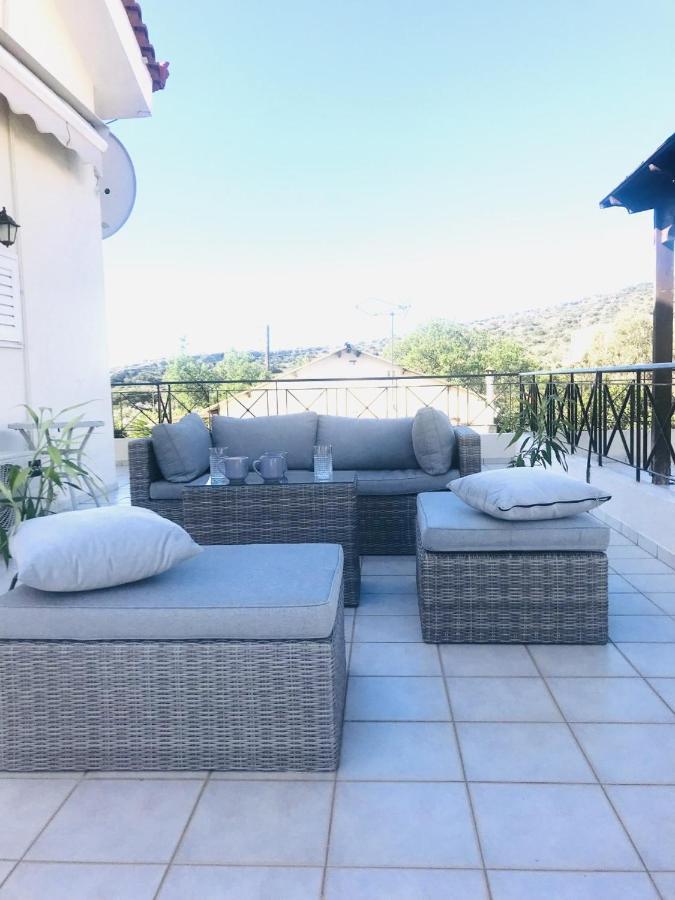 Beautiful Maisonette With A View To The Mountains And The Sea Agia Marina  Dış mekan fotoğraf